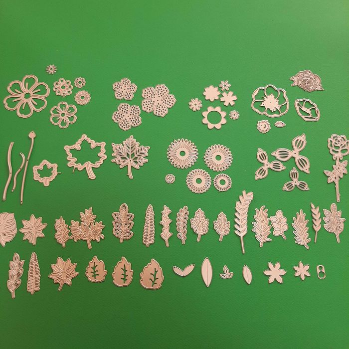 SIZZIX BIG SHOT PLUS A4 + matrite de taiat si embosat