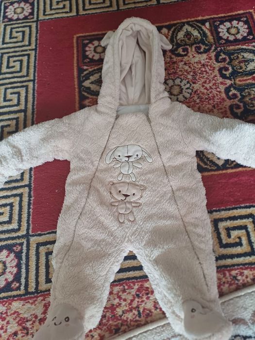 Детский тёплый комбинезон 2 раза одевали