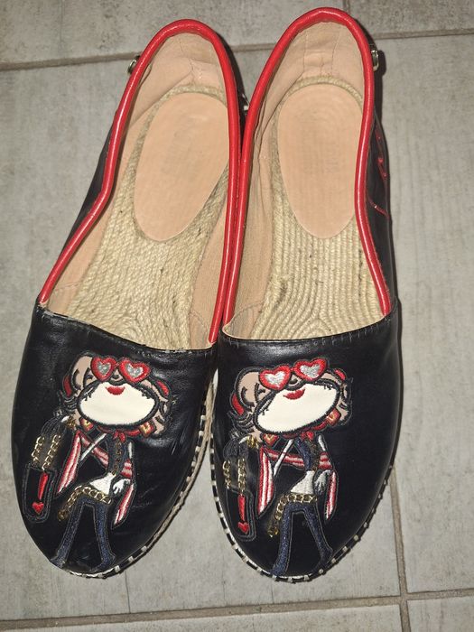 LOVE MOSCHINO Еспадрили
* Проверете уебсайта за най-новите цени