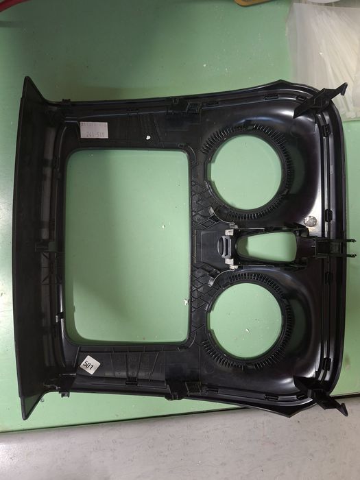 Masca navigație sau radio Dacia Sandero