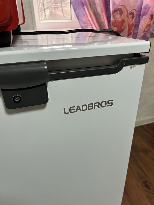 Продается холодильник Ларь новый Leadvros