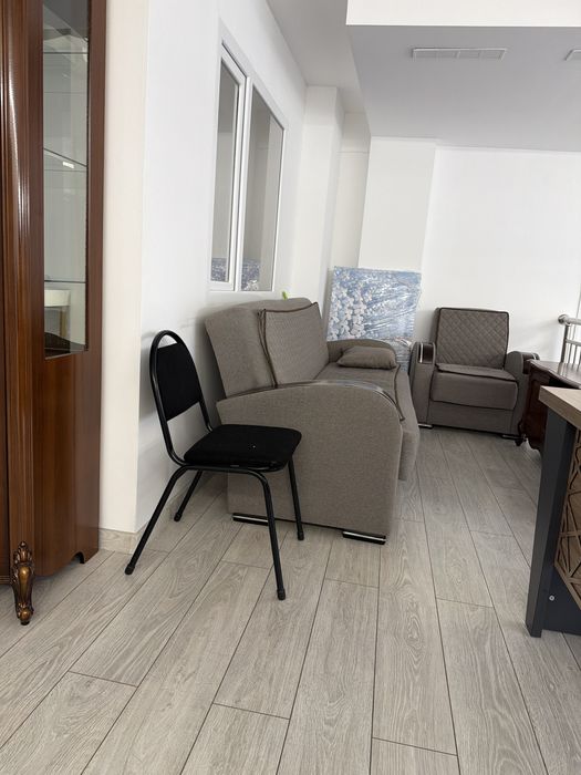 Диван раскладной,2 кресла