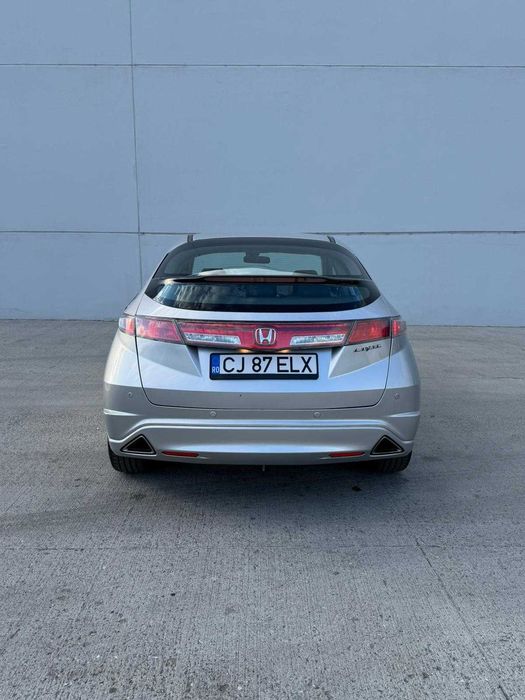 Honda Civic 1.8 i-VTEC