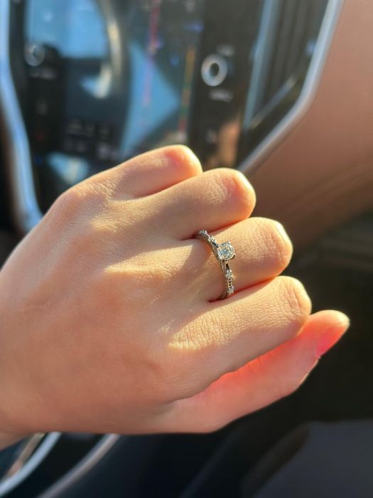 Кольцо с бриллиантом 1,54 карата