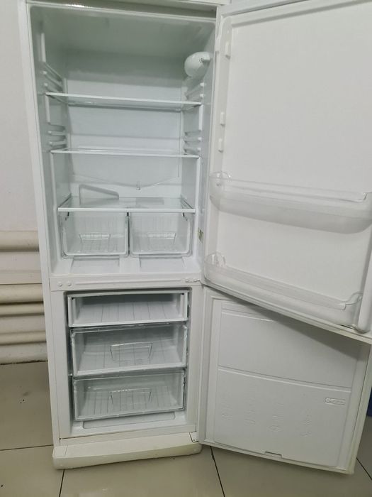 Продается холодильник