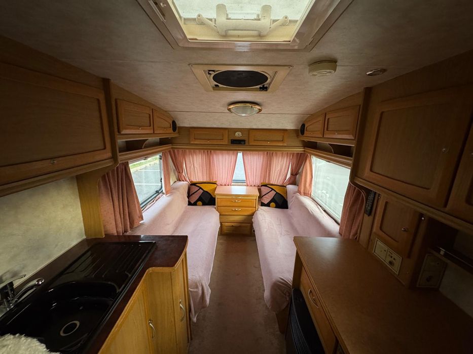 Rulota Elddis 2000, Impecabila, lux nu vorbe