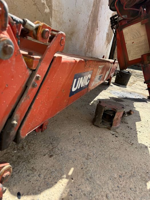 Установка манипулятора unic 2.5 ton