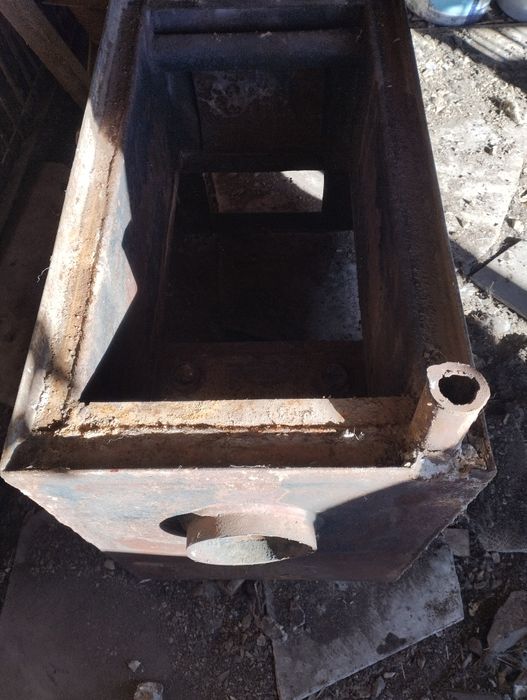 Продам печку практически новый