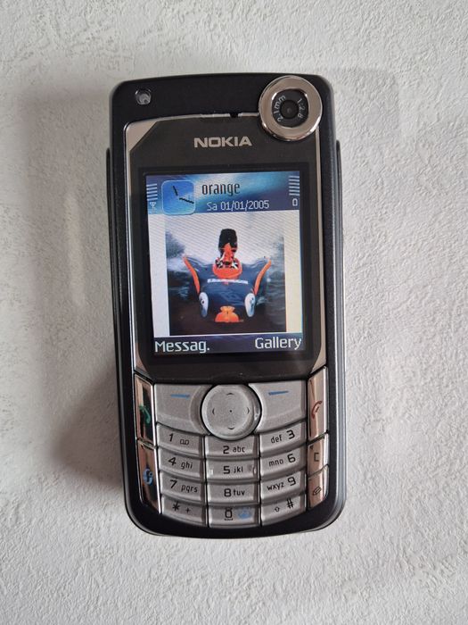 Nokia 6680 - ca nou, de colectie!