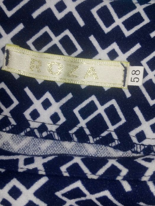 Продам платья новые