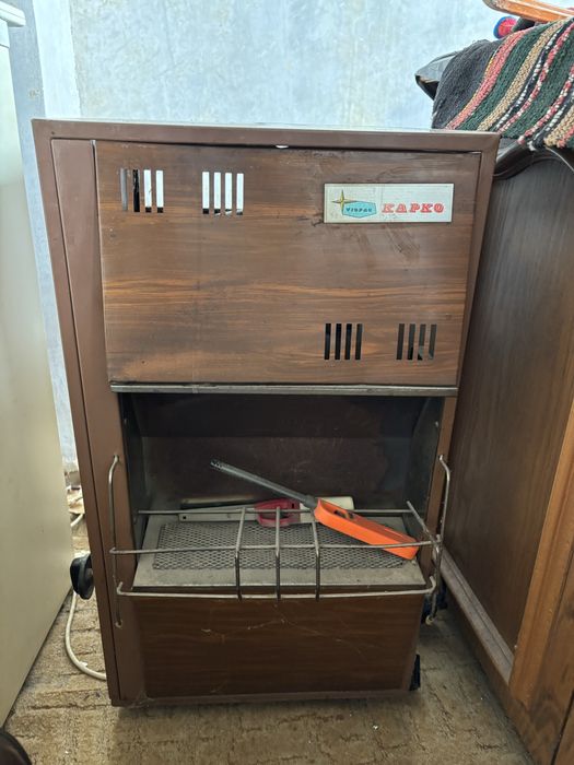 Старинна газова печка Карко с бутилка