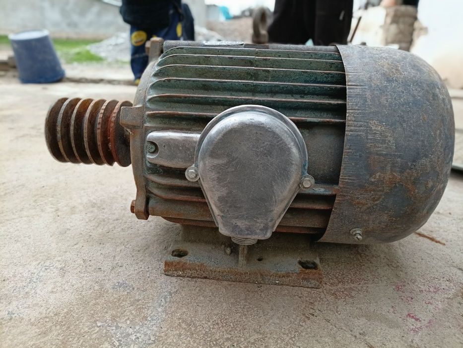 Mator sotiladi 5yarim kv ming abrot