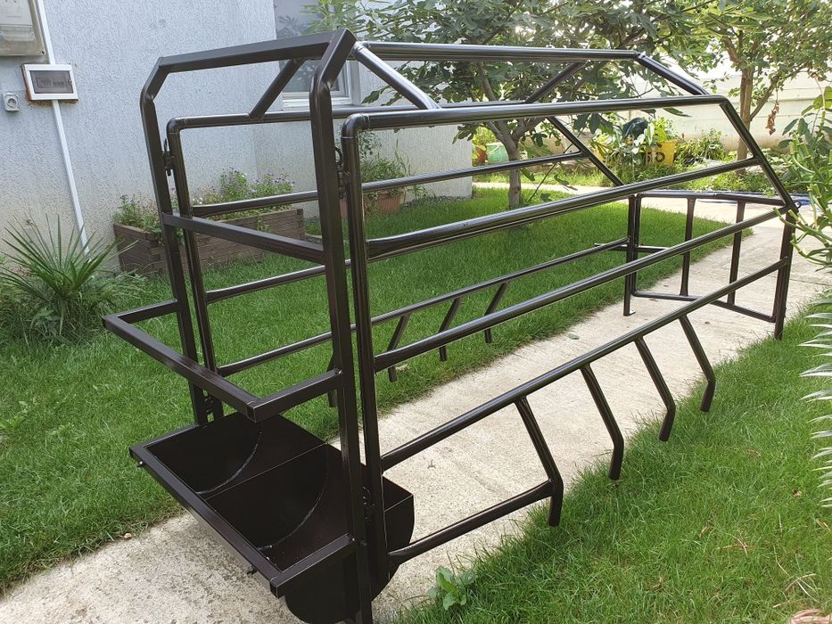 Fătare scroafe boxe