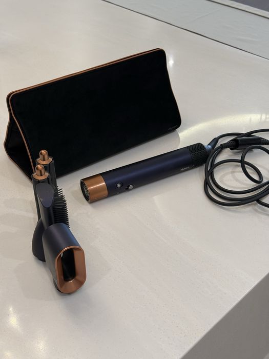 Dyson стайлер полная комплектация