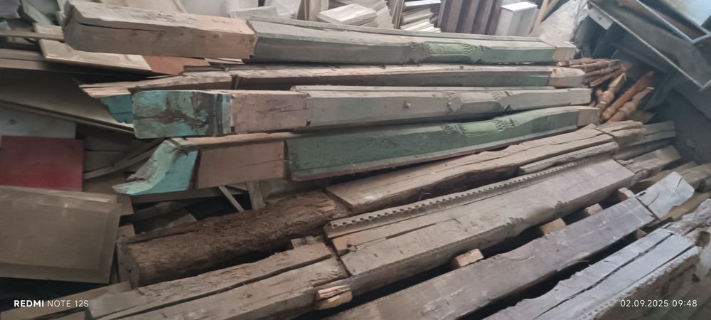 Старинные потолочные балки