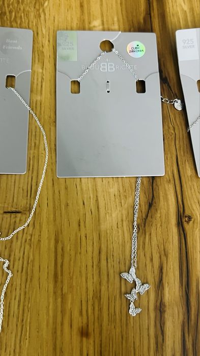 Нови сребърни колиета и обици.Струват до 100лв.Недокосвани.100%сребро.