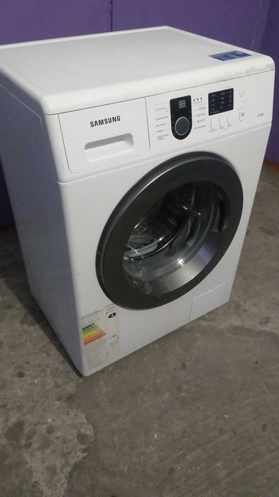 Стиральная машина автомат