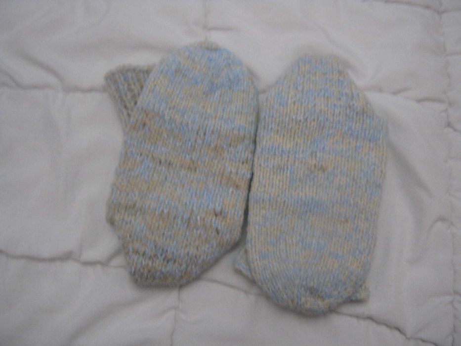 продавам вълнени чорапи и терлици