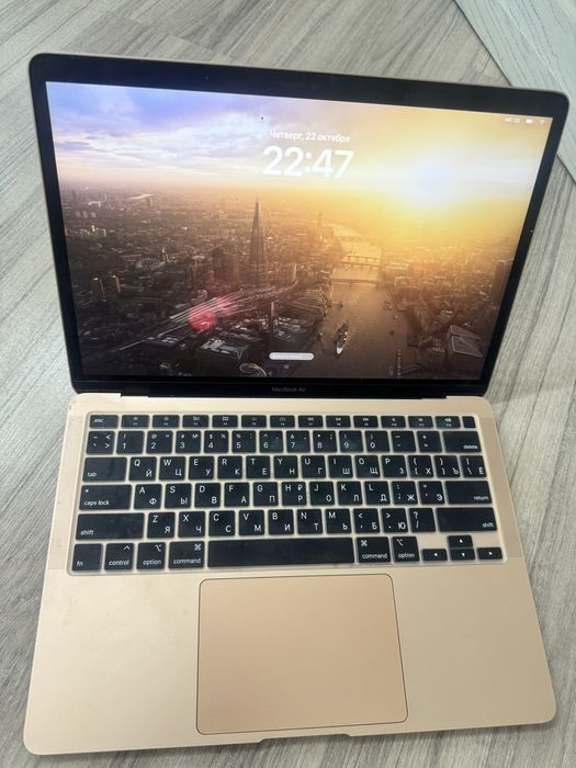 Продам Macbook air M1