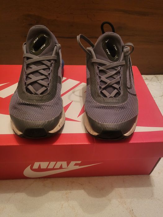 Оригинални маратонки Nike