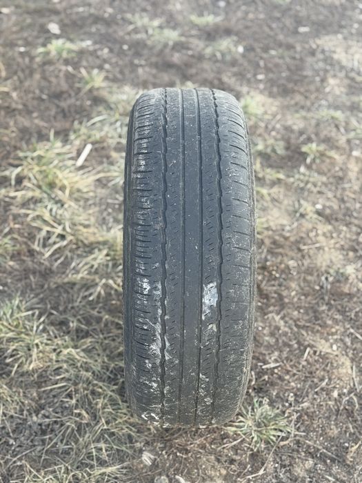 Продам пакрышку   .