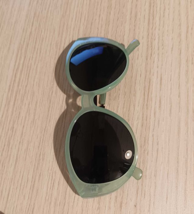 Ochelari de soare Sinsay, cu rama verde deschis