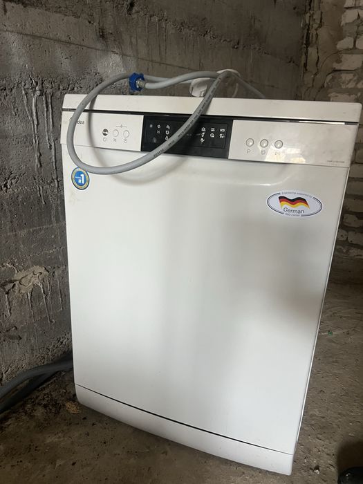 Посудамоечная машинка