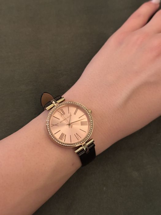 Часовник Michael Kors