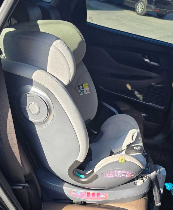 Scaun pentru copii în stare excelentă.