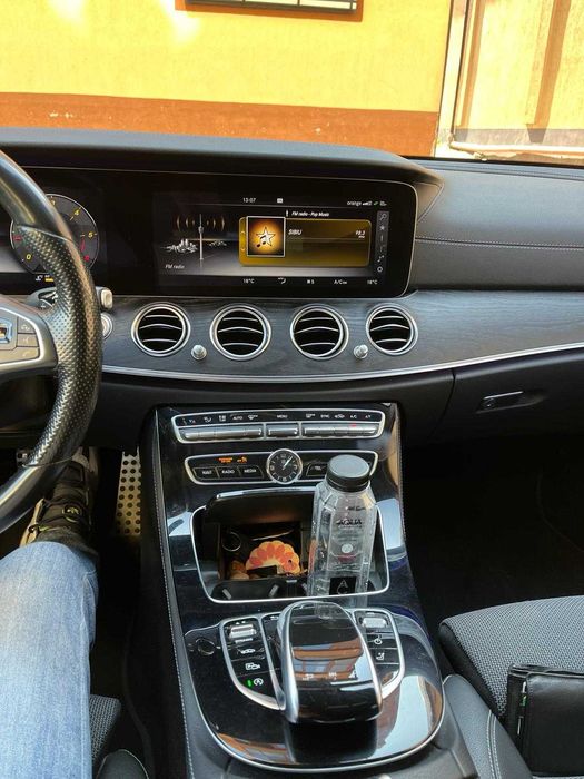 Mercedes_E220_ALL_TERRAIN 4x4-Variante Auto/ATV