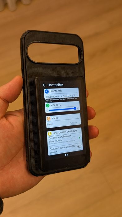 Селфи монитор для смартфона