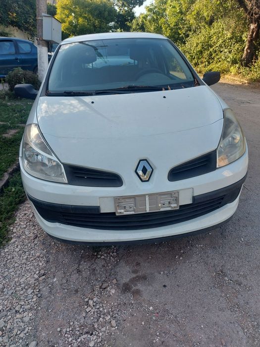 Рено Клио 1.5 дци 2007 г на части !!!