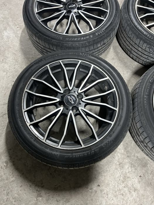 R17 Диск комплект с резиной