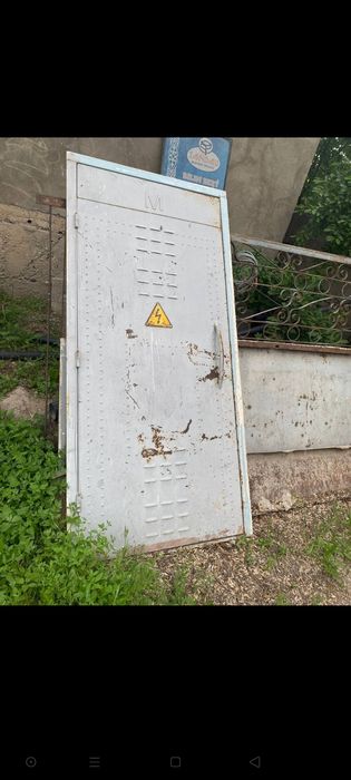 Продается метталическая дверь