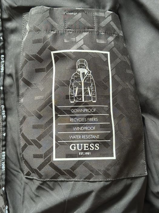 geaca de iarna Guess XXL