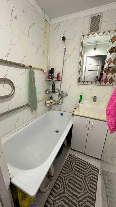 Продаётся 3 Центр Аида Империя