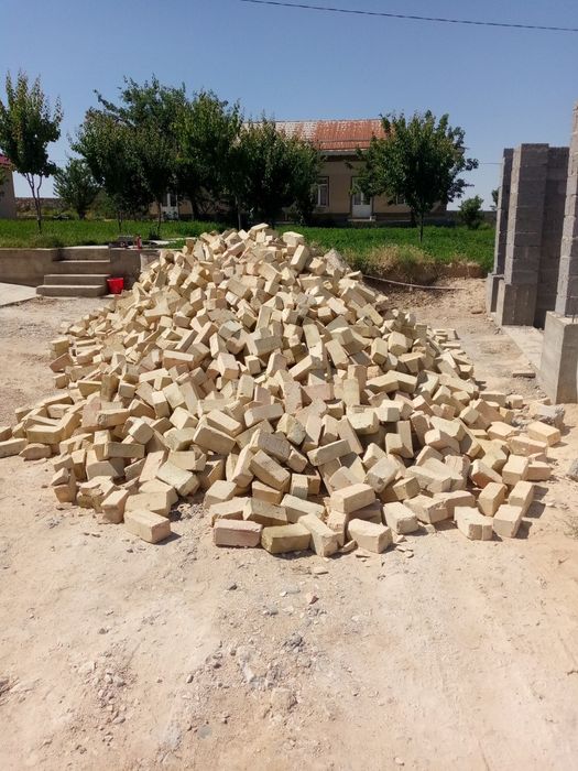 Gʻisht paltarashka kattaqoʻrgʻin