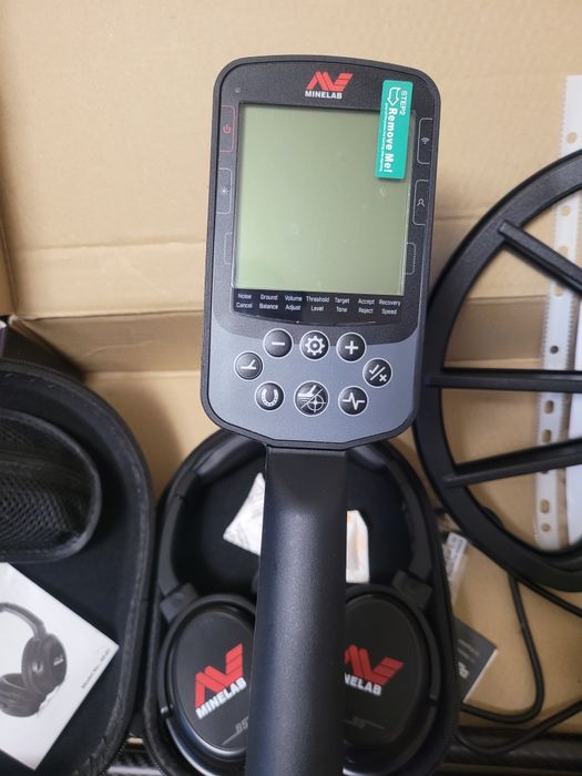 Металдетектор Металотърсач Minelab Equinox 900