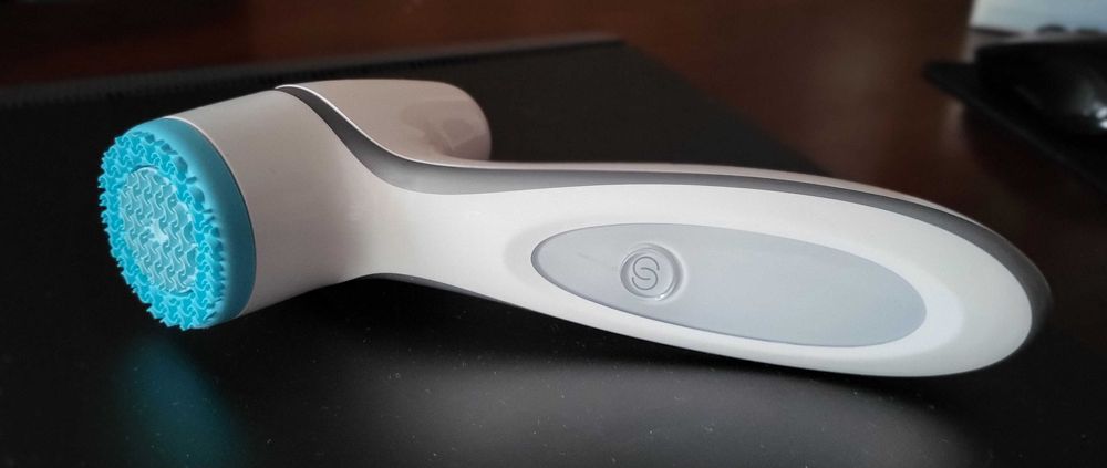 Dispozitiv curatare faciala AgeLOC LumiSpa Nu Skin