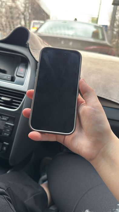 iPhone 16 в идеальном состояний