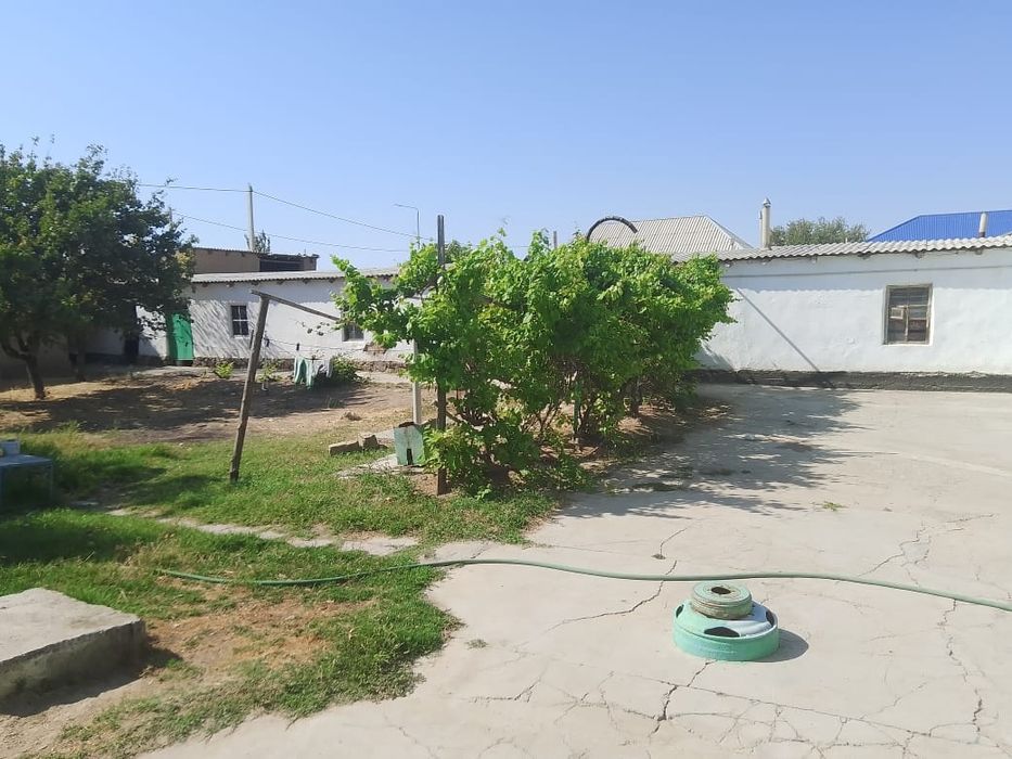 Тез арада үй сатылады!