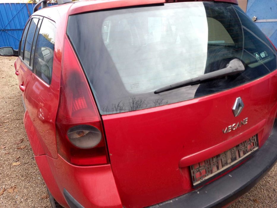 Renault Megane 2 hatchback, usa usi portiere, geam, geamuri, coltare.