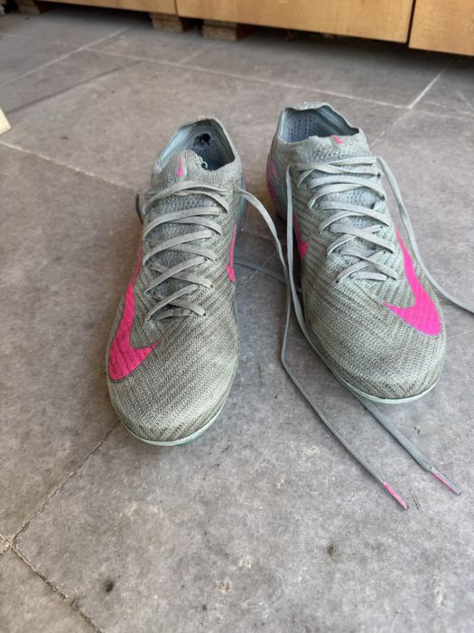 Продавам бутонки Nike