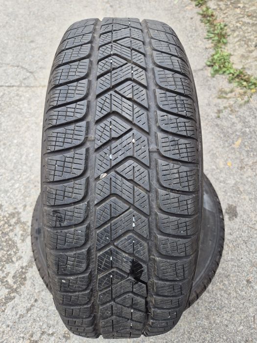 2бр. 215/65/17 Pirelli Scorpion Winter зимни гуми