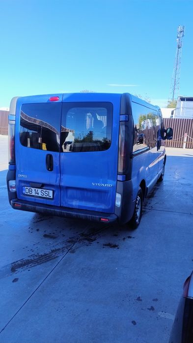 Opel vivaro 1.9 8+1