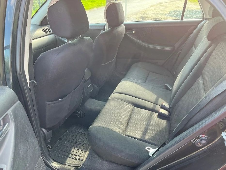 TOYOTA Corolla 2004 — imagine 2