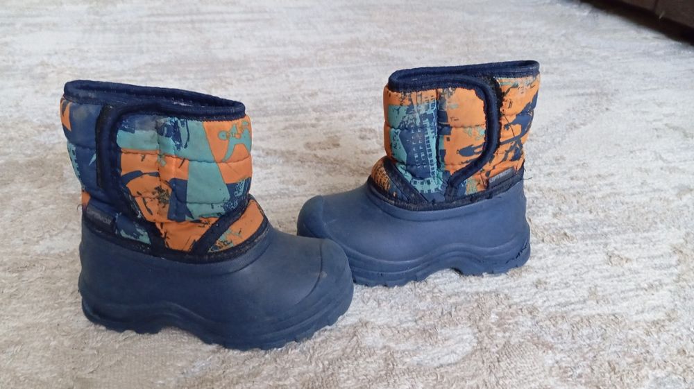 Продам сапоги размер 26/27