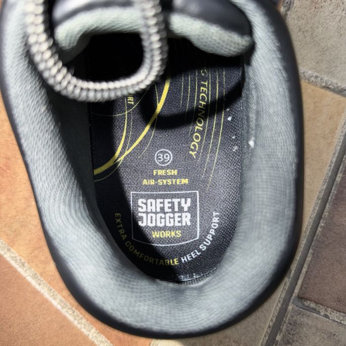 Рабочие ботинки, 39 размер