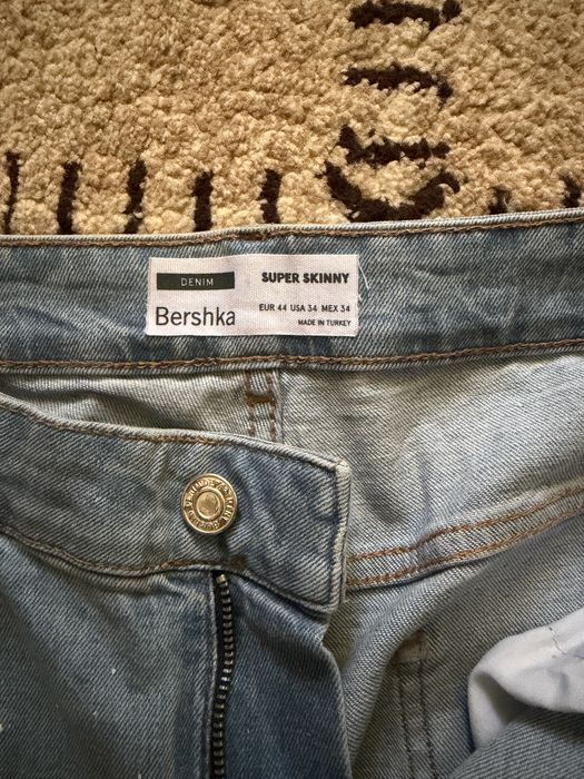 Blugi Bershka Barbati