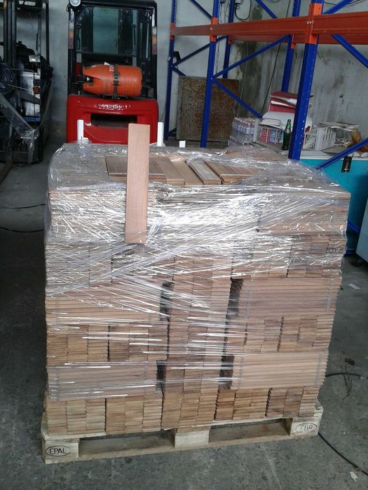 Паркет от орех в два размера